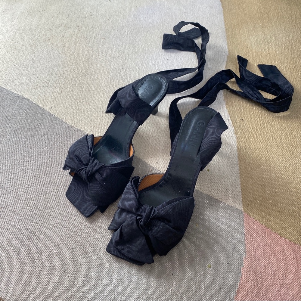 LACE UP GANNI LOW HEEL SANDALS